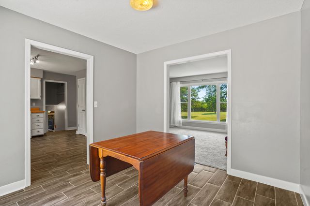 205 W AKEMAN BRIDGE RD, Columbia, MO 65202