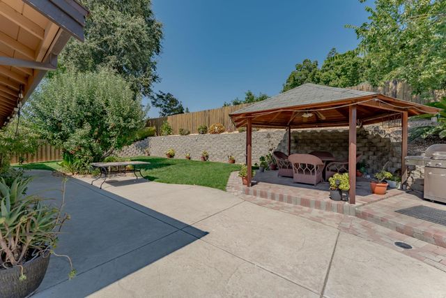 7236 Butterball Way, Sacramento, CA 95842