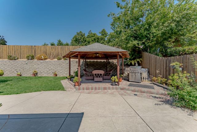 7236 Butterball Way, Sacramento, CA 95842