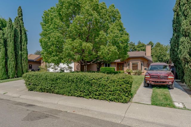 7236 Butterball Way, Sacramento, CA 95842