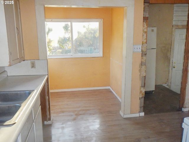 611 N Front, Dayton, WA 99328