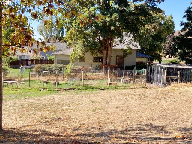 611 N Front, Dayton, WA 99328