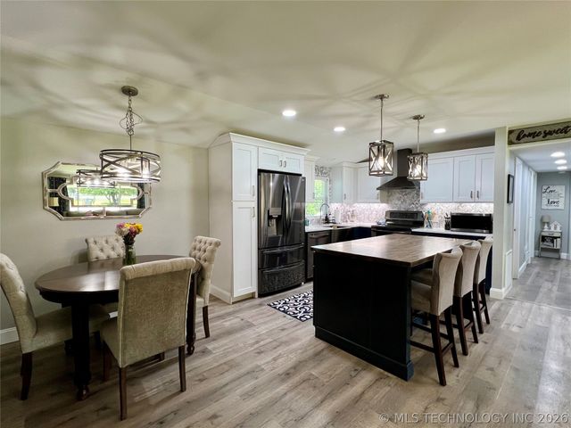20014 Highway 32, Kingston, OK 73439