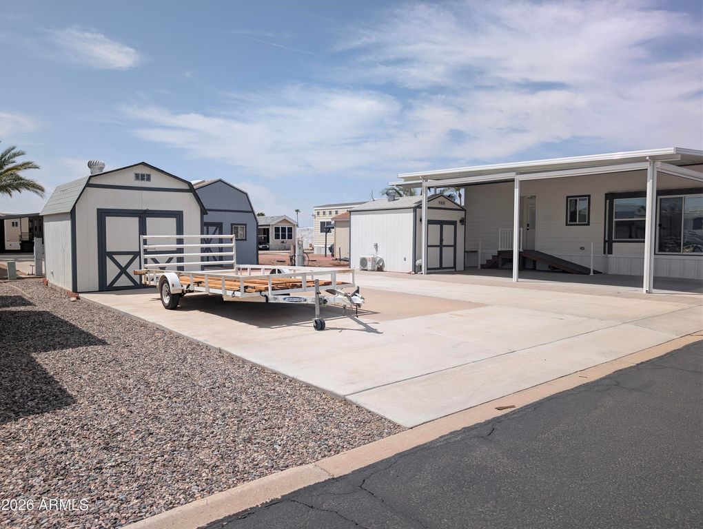 427 E Pueblo del Sol -- 14, Florence, AZ 85132 — photo 2