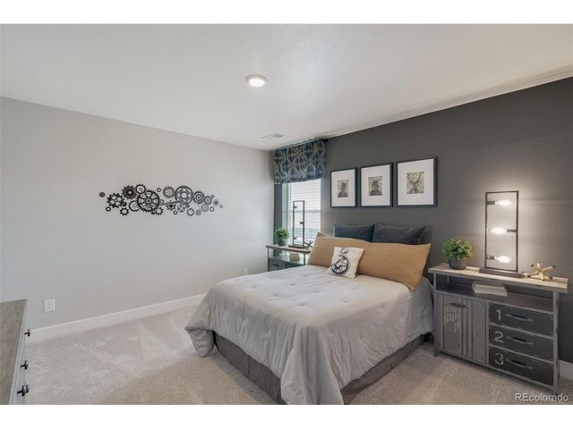 1138 Ridgefield Dr, Berthoud, CO 80513