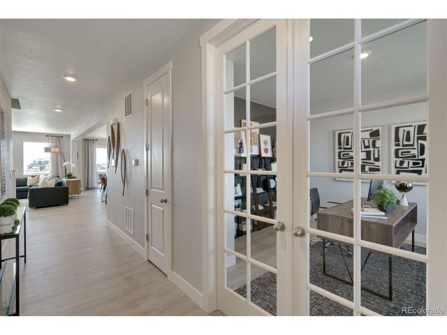 1138 Ridgefield Dr, Berthoud, CO 80513