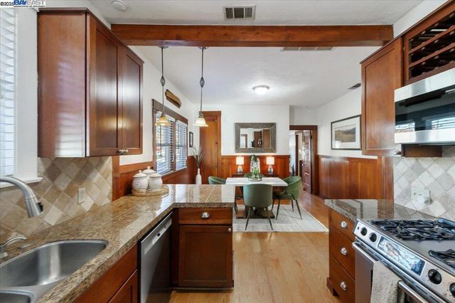 905 S Livermore Ave, Livermore, CA 94550