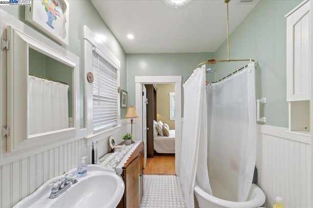 905 S Livermore Ave, Livermore, CA 94550