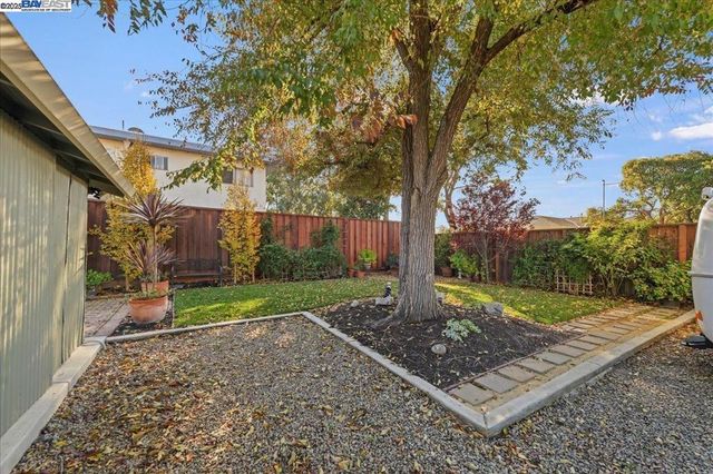 905 S Livermore Ave, Livermore, CA 94550