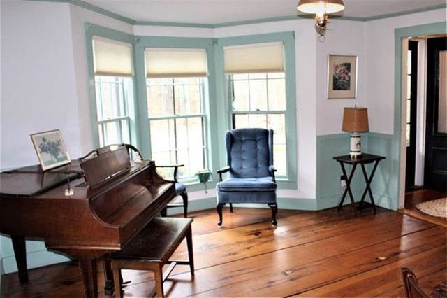 270 East Side Drive, Concord, NH 03301