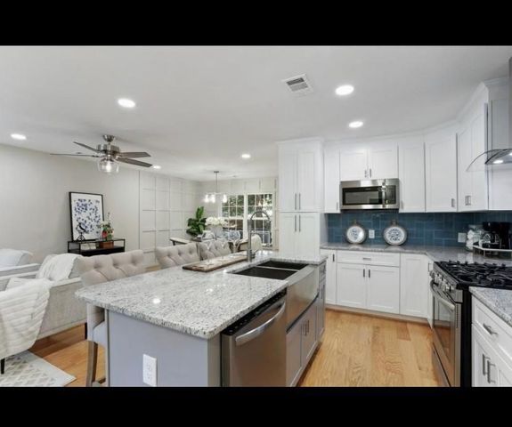 5115 Martins Crossing, Stone Mountain, GA 30088