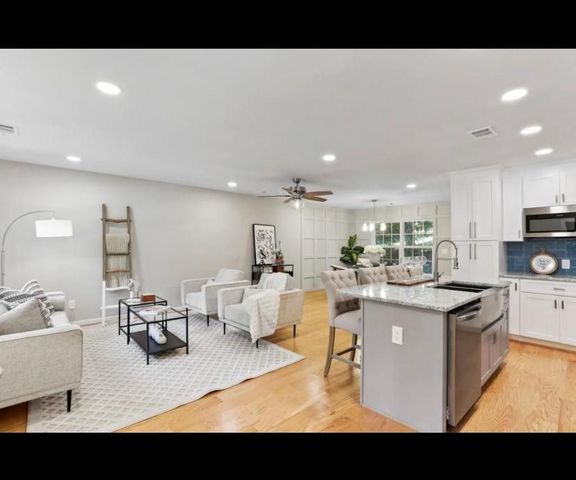 5115 Martins Crossing, Stone Mountain, GA 30088