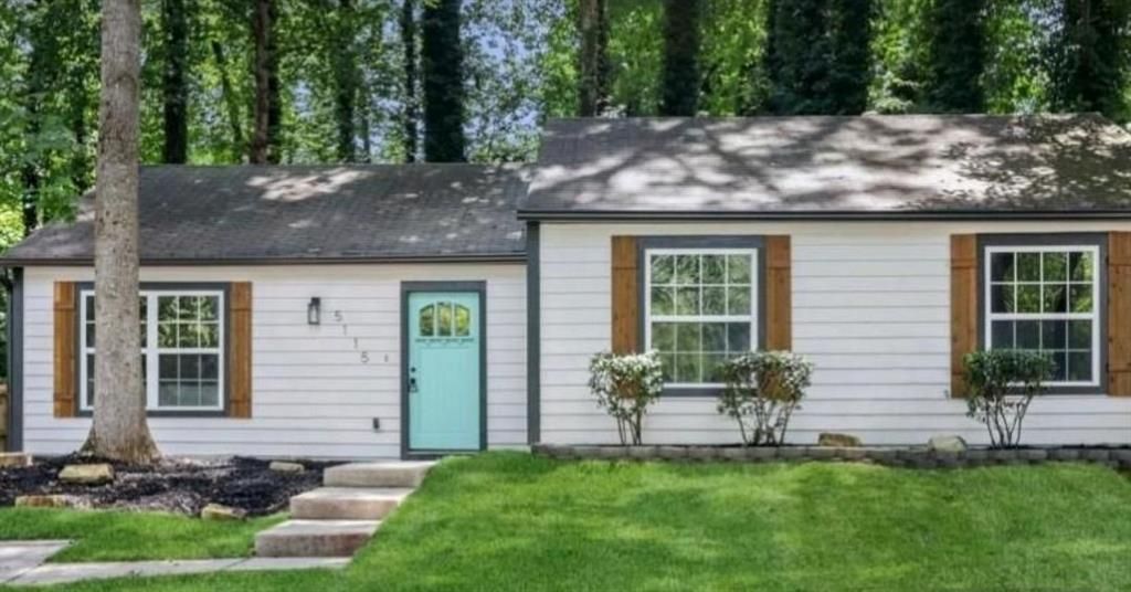 5115 Martins Crossing, Stone Mountain, GA 30088