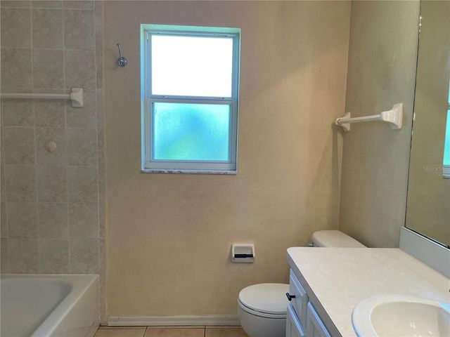 4060 CALATRAVA AVENUE, North Port, FL 34286