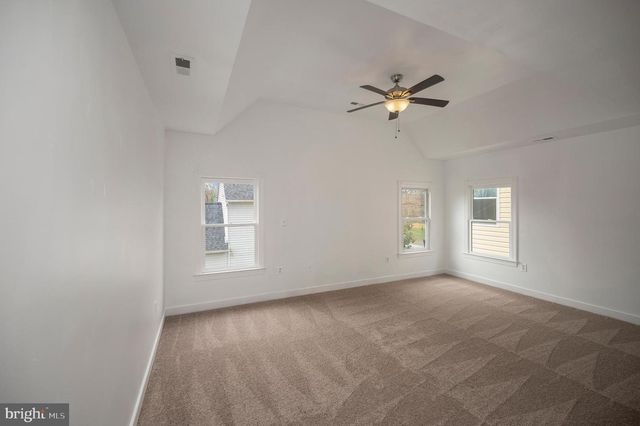 1712 WASHINGTON AVE, Fredericksburg, VA 22401