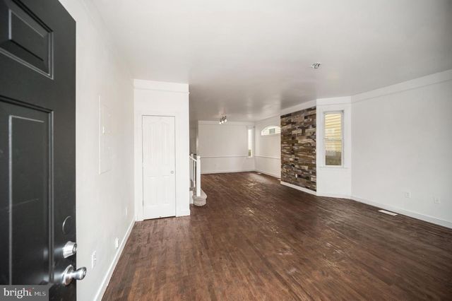 1712 WASHINGTON AVE, Fredericksburg, VA 22401