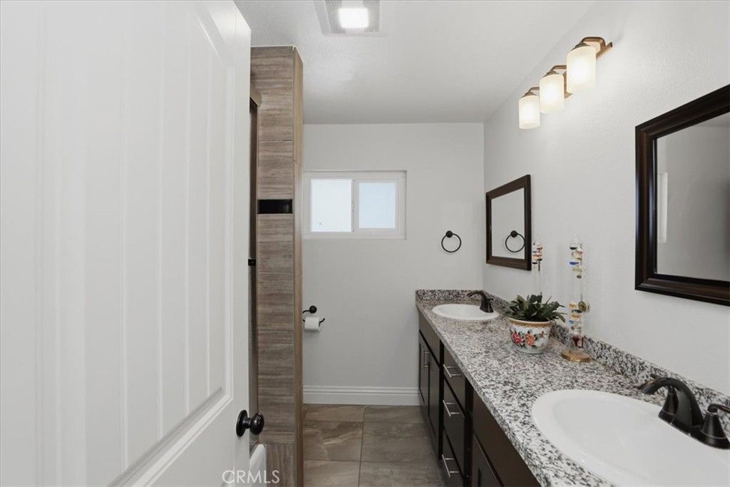 Image 35 of property listing at 8318 La Senda, Rancho Cucamonga, CA 91701