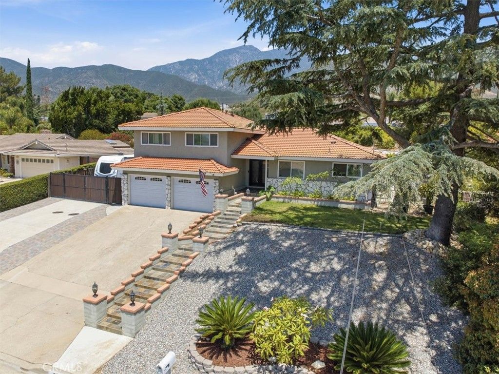 Image 6 of property listing at 8318 La Senda, Rancho Cucamonga, CA 91701