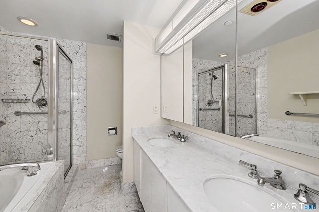 43 Harbor Drive 311, Stamford, CT 06902