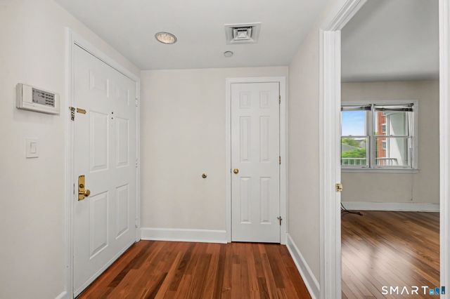 43 Harbor Drive 311, Stamford, CT 06902