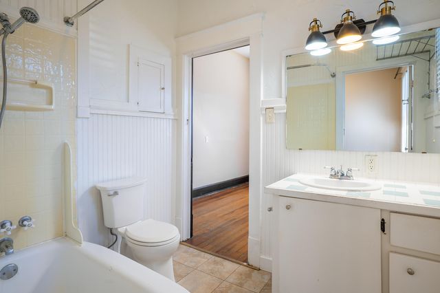 1523 E Lindberg Street, Springfield, MO 65804