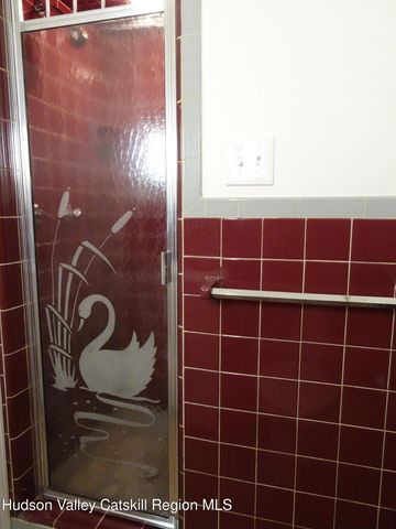 8 Hover Road, Claverack-red Mills, NY 12513