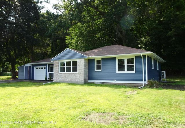 8 Hover Road, Claverack-red Mills, NY 12513