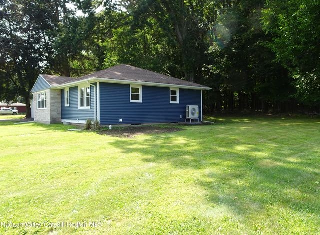 8 Hover Road, Claverack-red Mills, NY 12513