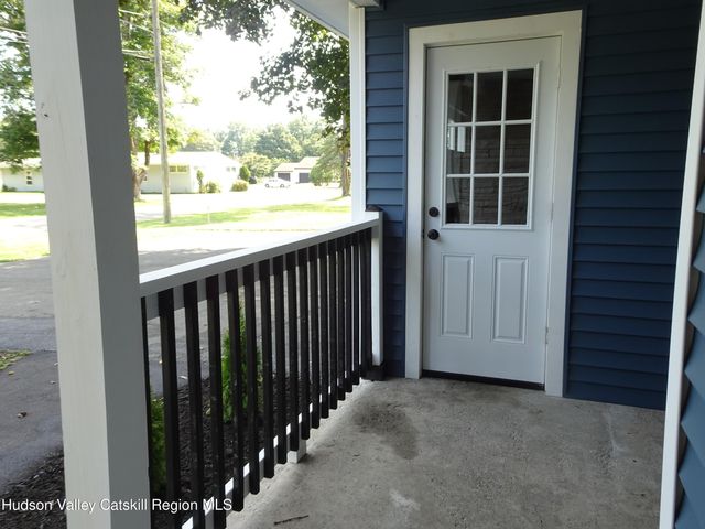 8 Hover Road, Claverack-red Mills, NY 12513