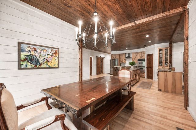 1168 Johnny Hall Rd, Burns, TN 37029
