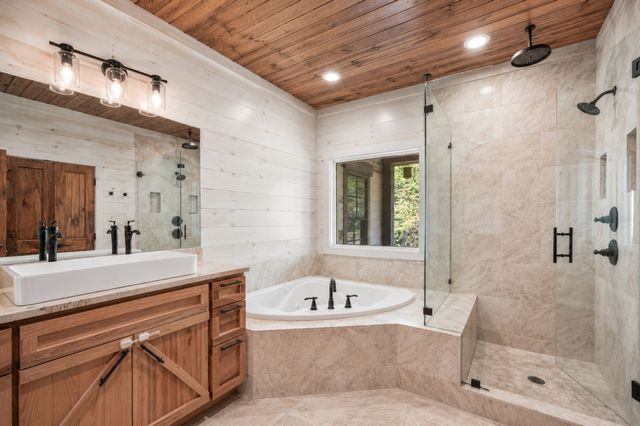 1168 Johnny Hall Rd, Burns, TN 37029