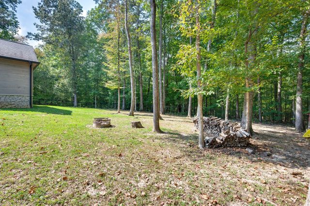 1168 Johnny Hall Rd, Burns, TN 37029