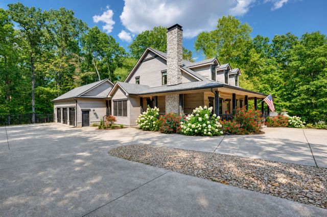 1168 Johnny Hall Rd, Burns, TN 37029