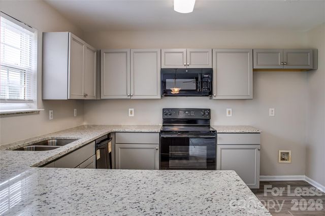 2035 Speedwell Court, Charlotte, NC 28213