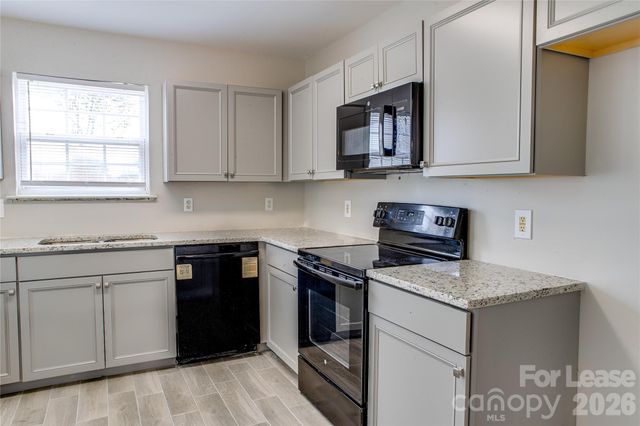 2035 Speedwell Court, Charlotte, NC 28213
