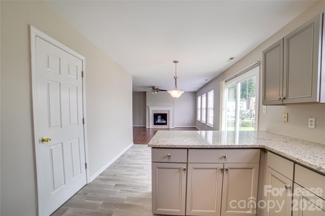 2035 Speedwell Court, Charlotte, NC 28213