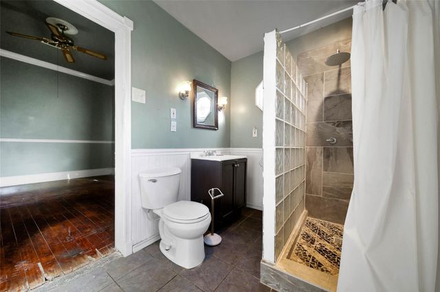 207 Northwood Street, Houston, TX 77009