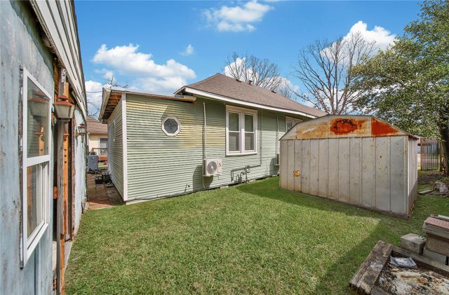 207 Northwood Street, Houston, TX 77009