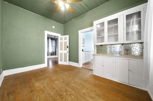 207 Northwood Street, Houston, TX 77009