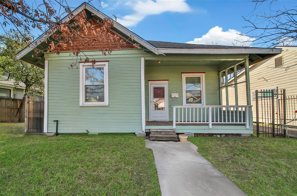 207 Northwood Street, Houston, TX 77009