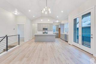 7628 S CLIPPER HILL RD #303, West Jordan, UT 84081