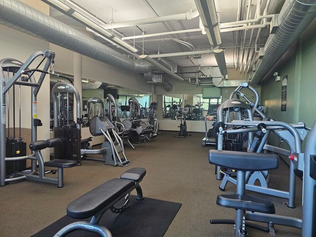 2323 W Pershing Road 230, Chicago, IL 60609