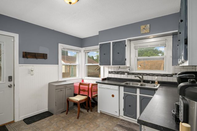 837 Pedersen Street, Saint Paul, MN 55119