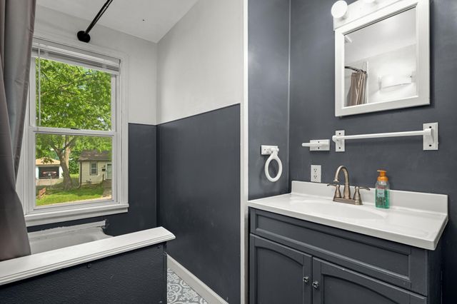 837 Pedersen Street, Saint Paul, MN 55119