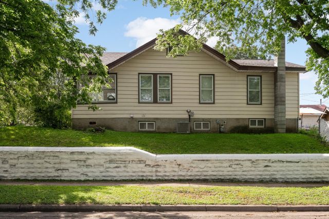 837 Pedersen Street, Saint Paul, MN 55119