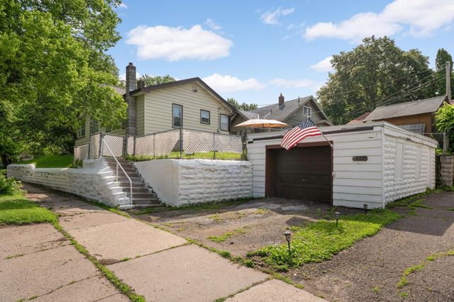 837 Pedersen Street, Saint Paul, MN 55119