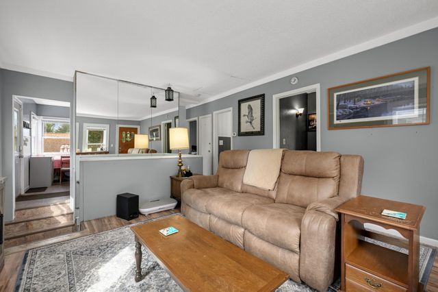837 Pedersen Street, Saint Paul, MN 55119