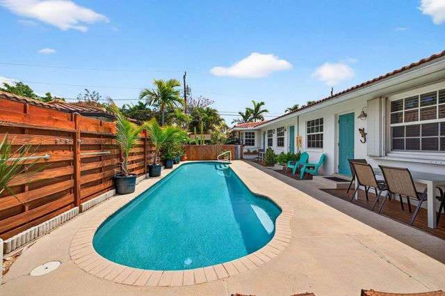 4532 Poinciana Street, Lauderdale By The Sea, FL 33308