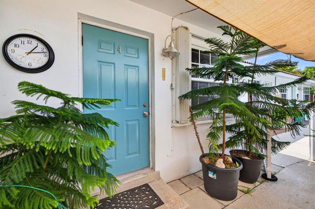 4532 Poinciana Street, Lauderdale By The Sea, FL 33308