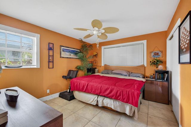 4532 Poinciana Street, Lauderdale By The Sea, FL 33308